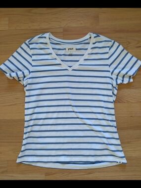 Pact Organic Cotton Blue And White Striped Tee Shirt Small